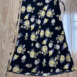 NWT* Fabrique Athena Roses Print Skirt in 22MM Mulberry Silk | Black, L